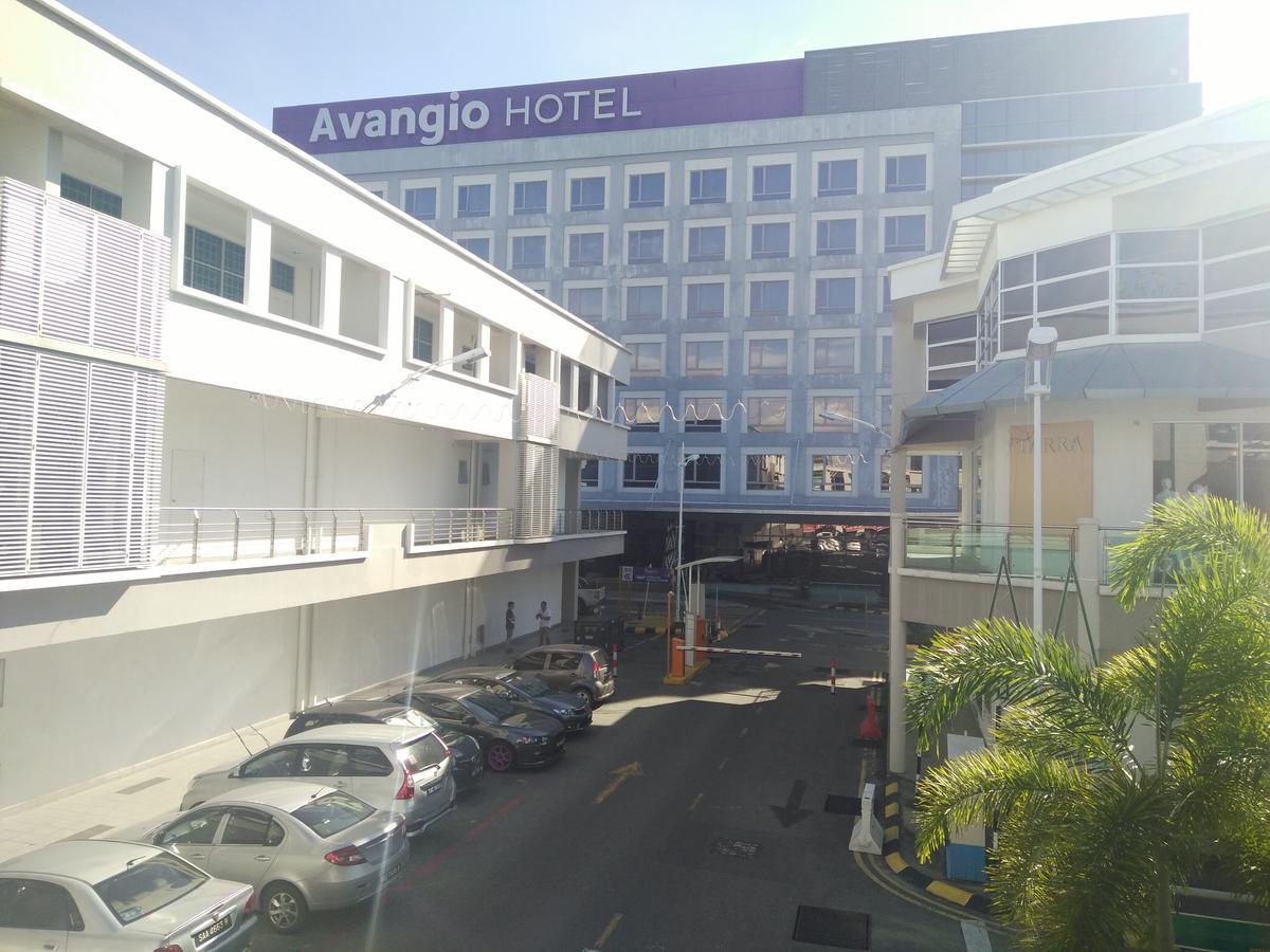 Avangio Hotel Kota Kinabalu Exterior foto